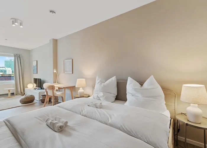 - Naehe Innenhafen Und Hbf * Duisburg